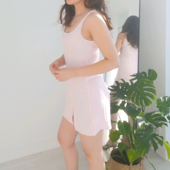 Aritzia - Picture 10 of 10